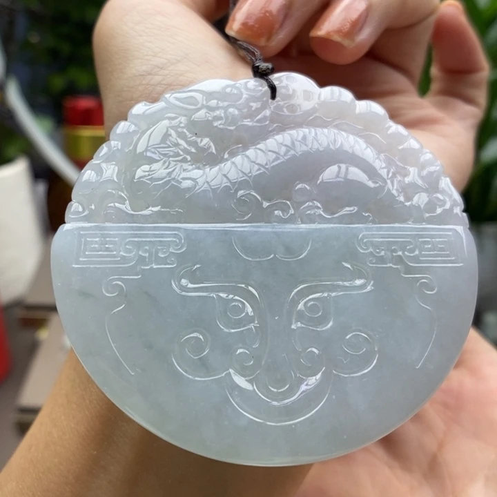 翡翠未镶嵌颈饰吊坠
