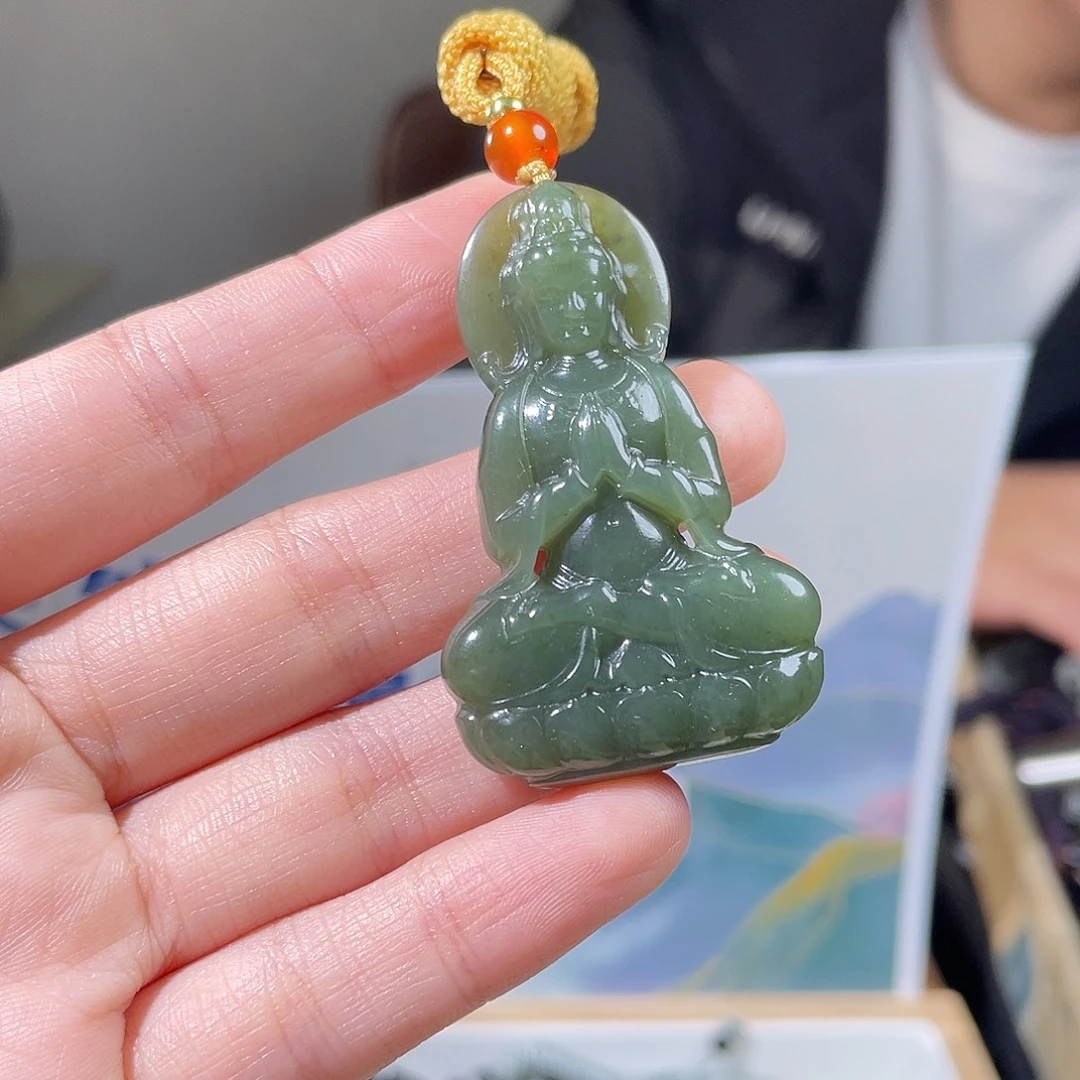 和田玉未镶嵌颈饰