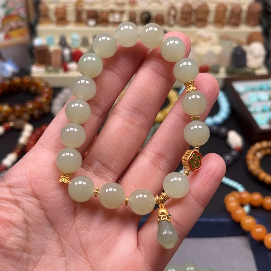 和田玉手串未镶嵌单圈手串