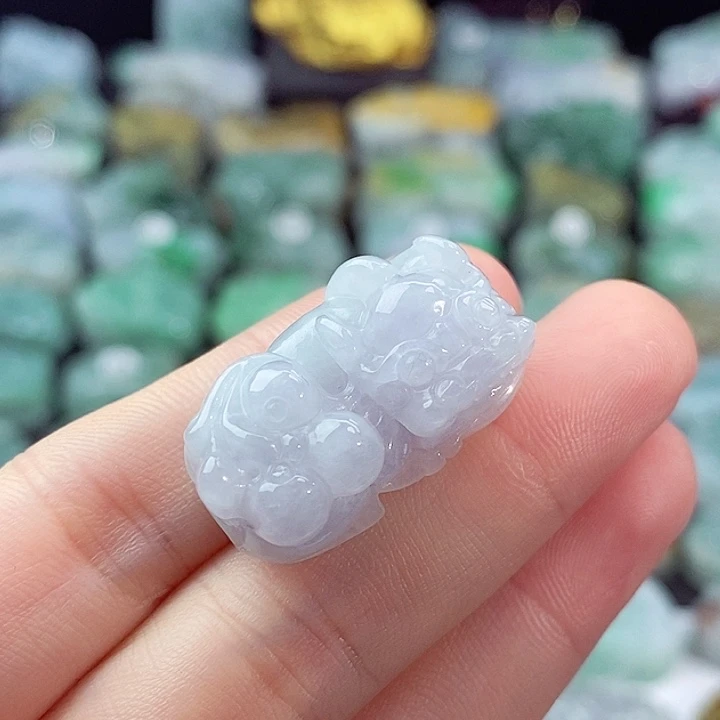 颈饰未镶嵌翡翠天然