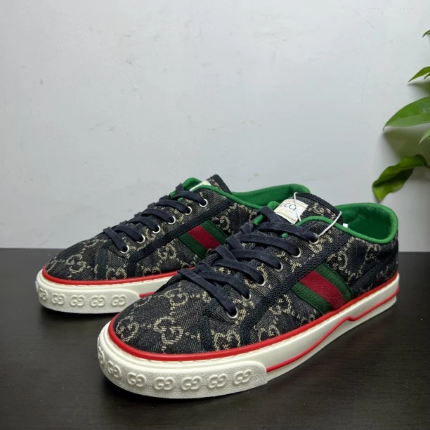 95新 GUCCI/古驰 38.5/39欧码黑牛仔1977板鞋/经典/百搭/时尚