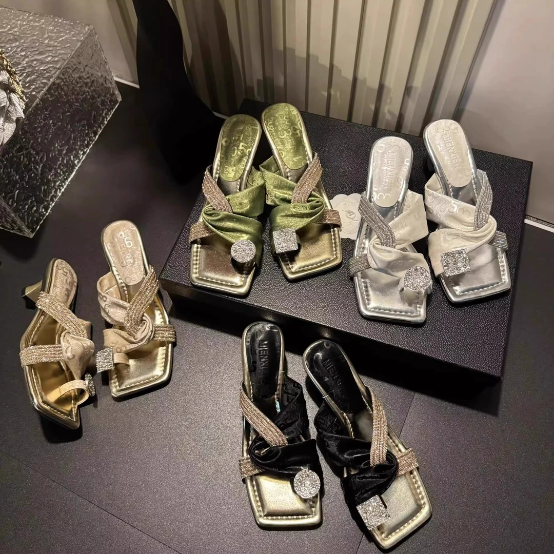 2025夏季时尚新款鸳鸯水钻高级感设计气质百搭爆款夹趾凉拖鞋-5CM