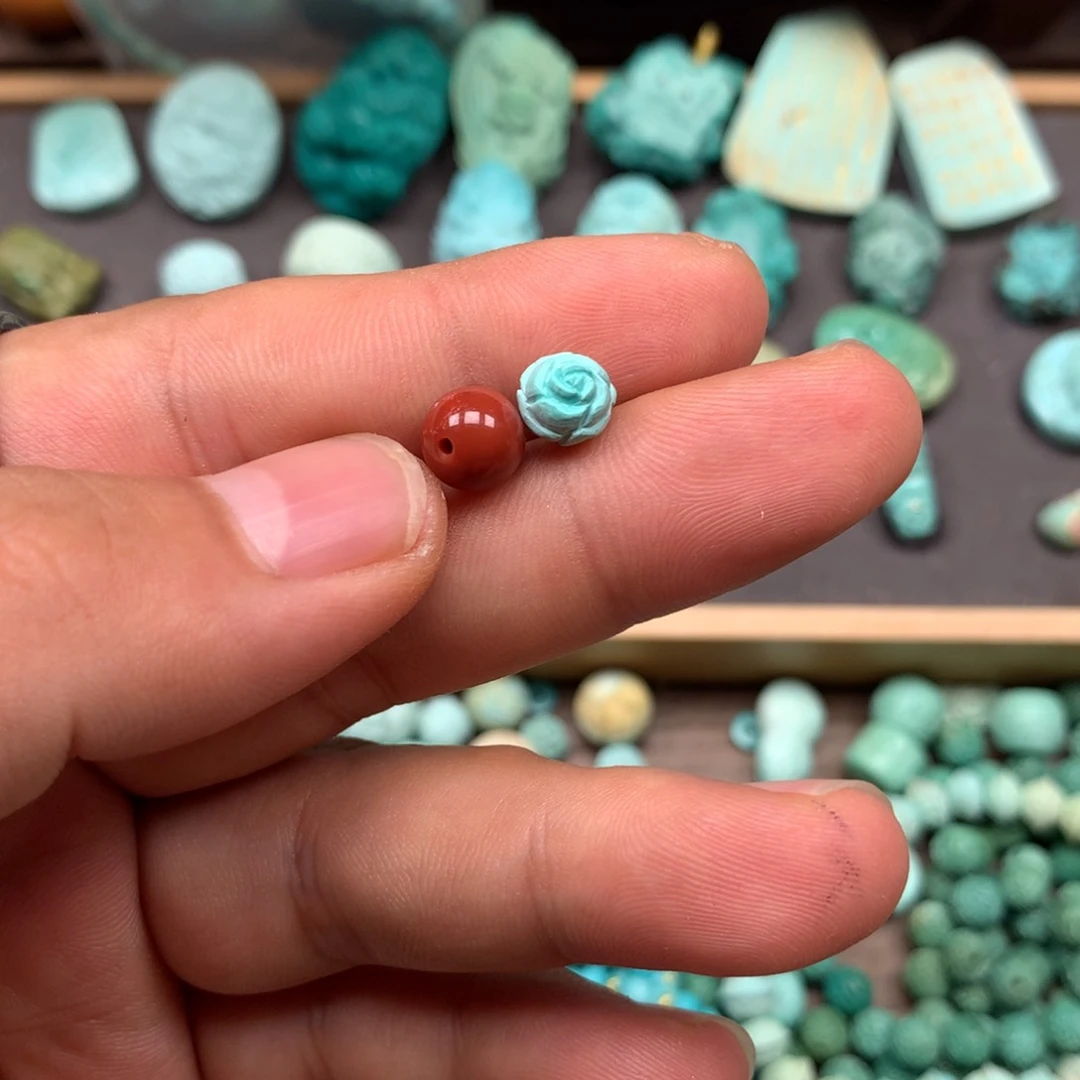 南红玛瑙雕刻未镶嵌