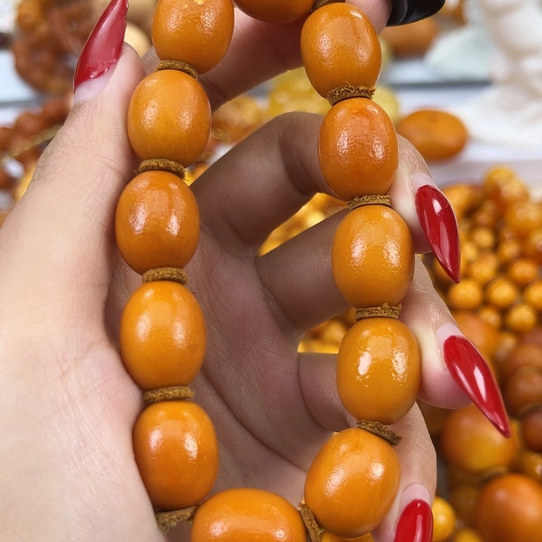 琥珀颈饰未镶嵌蜜蜡