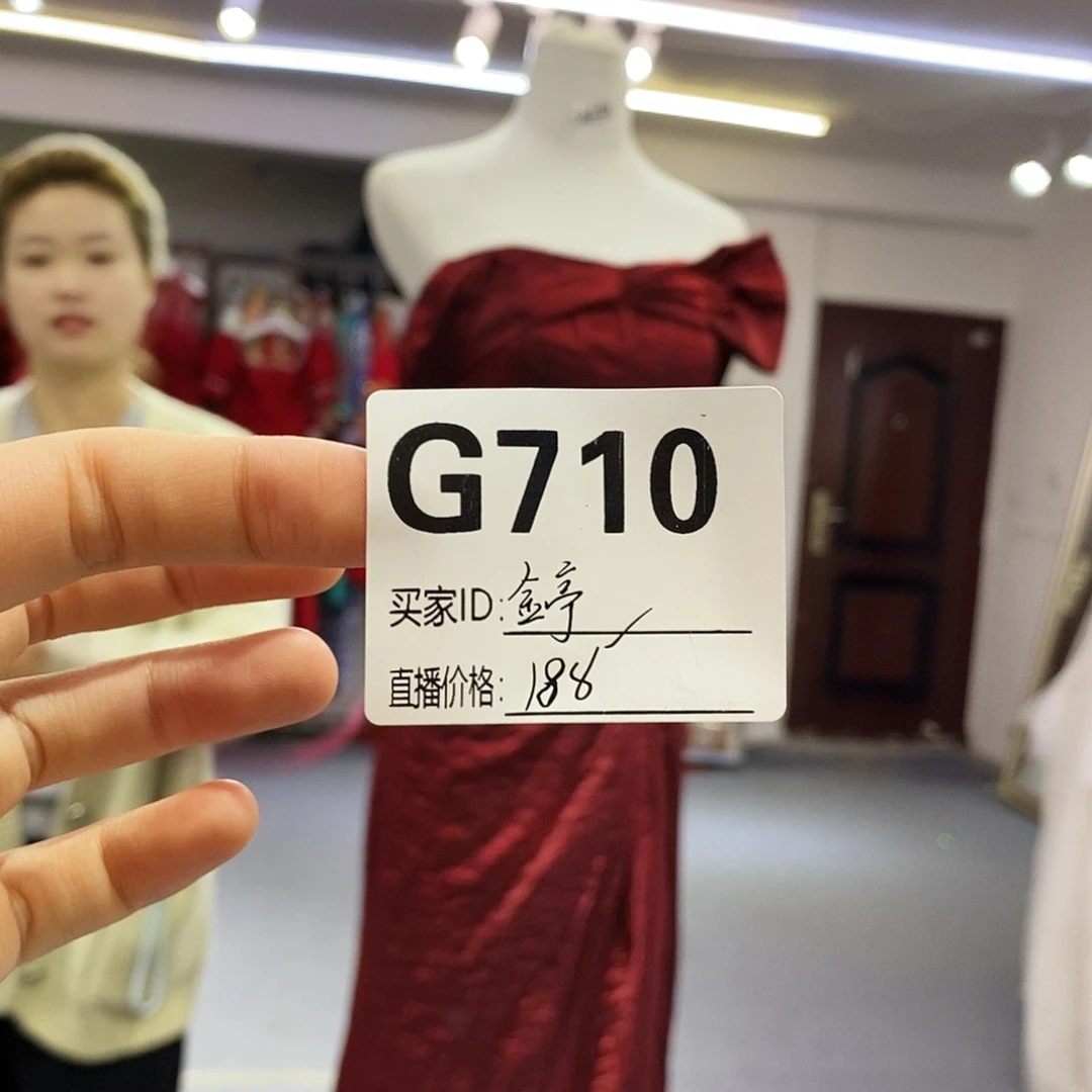 二手婚纱礼服美美的