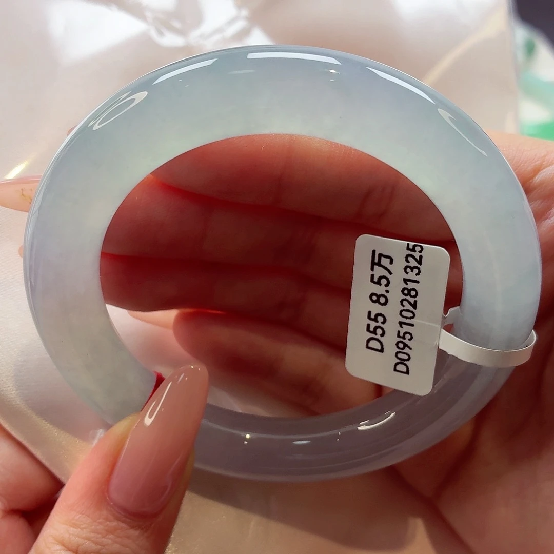 翡翠未镶嵌手镯（圆镯）22（34号）