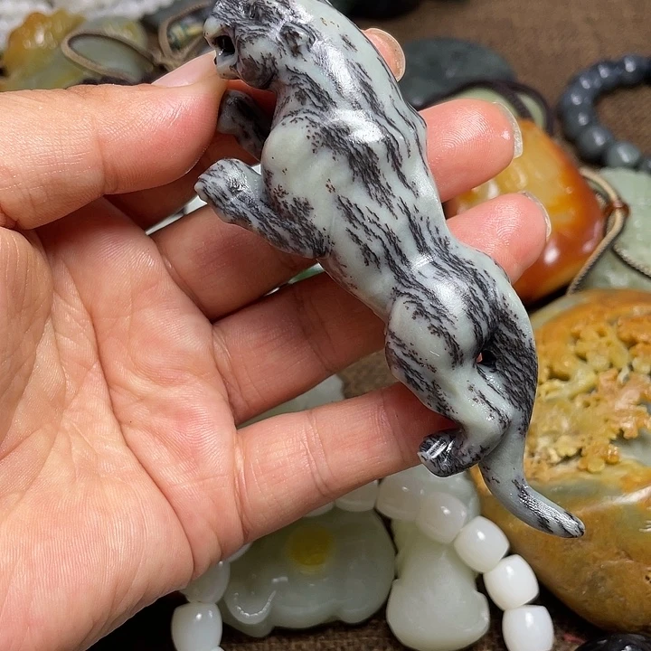 未镶嵌和田玉把件