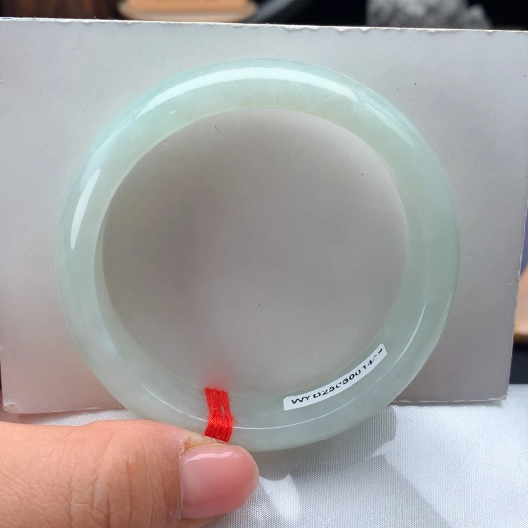 翡翠未镶嵌手镯纯天然