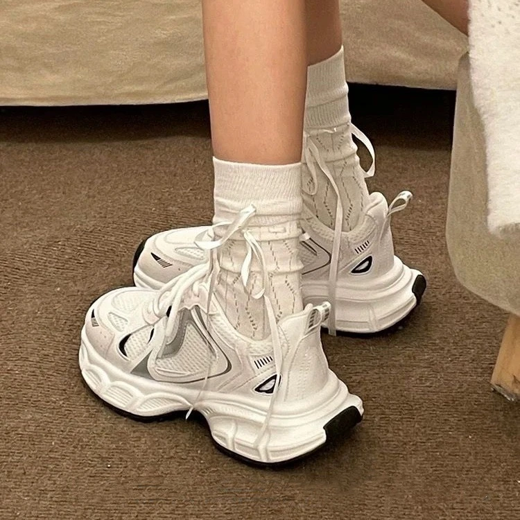 白色小众运动鞋小白鞋韩版女鞋学生休闲鞋鞋子老爹鞋