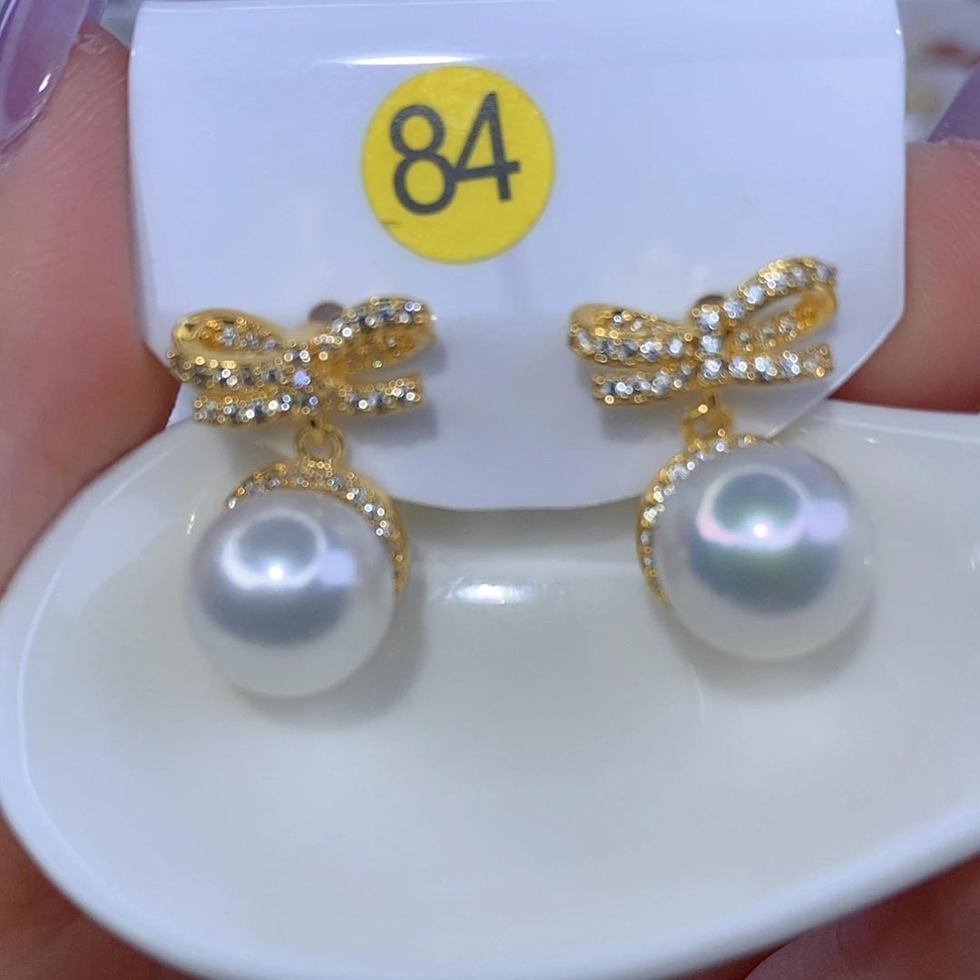 未镶嵌淡水珍珠耳饰