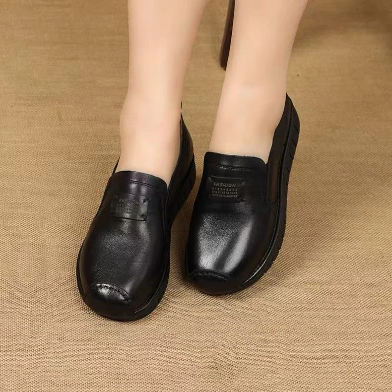 C8940  黑色  乐福鞋2025新款舒适低跟一脚蹬女士深口单鞋