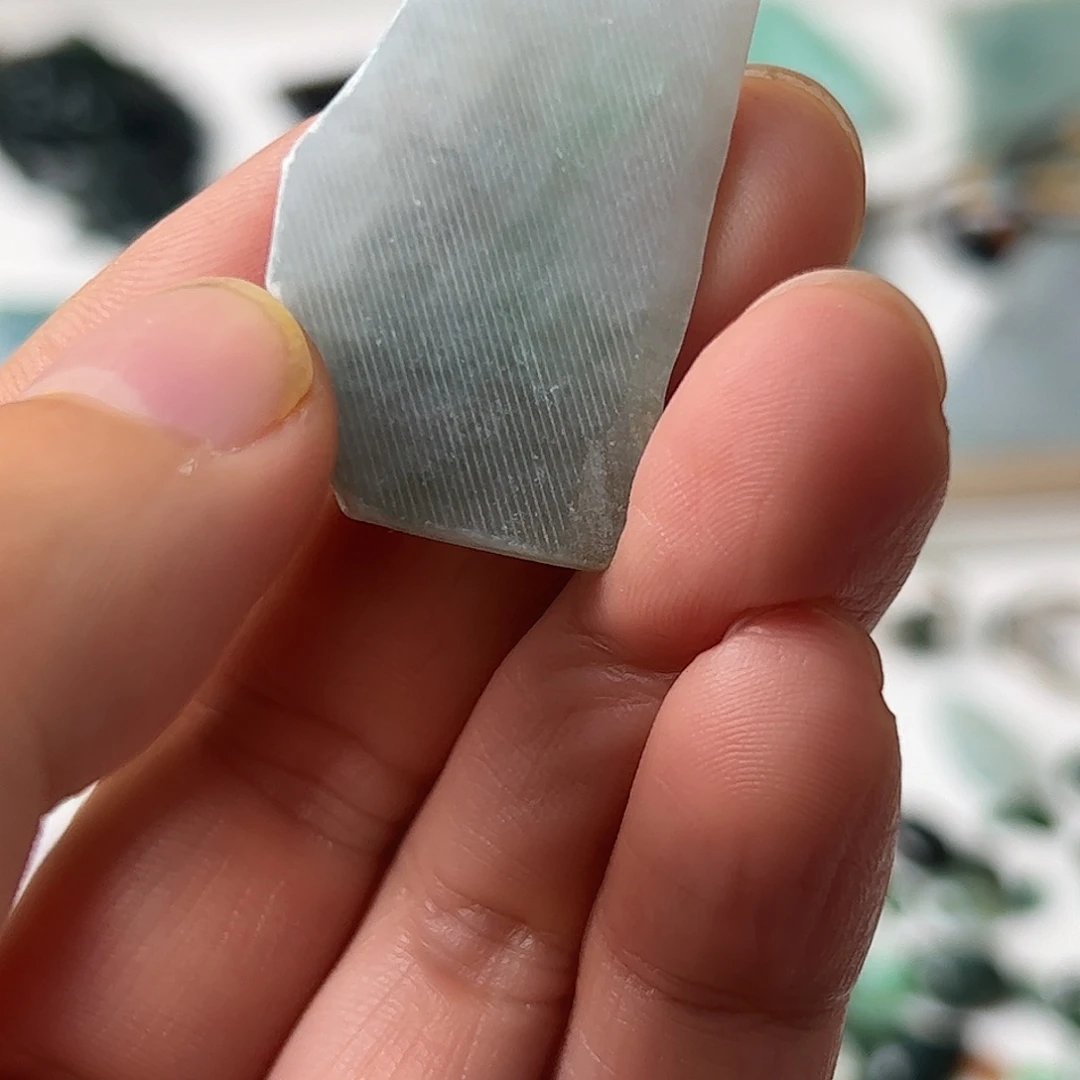 翡翠未镶嵌毛衣链