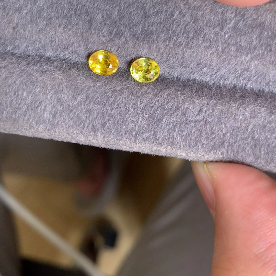 赚***赚蓝宝石裸石1.37 斯里兰卡 金丝雀