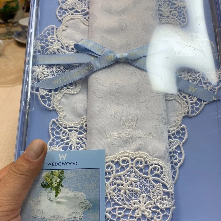 紫砂金瓷阁精品瓷器店