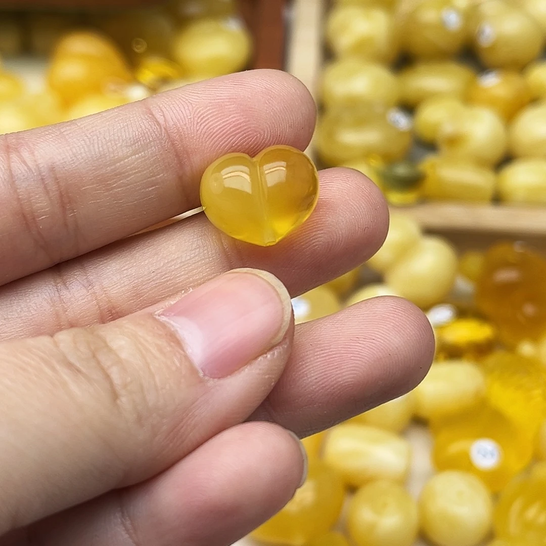 蜜蜡未镶嵌裸石天然