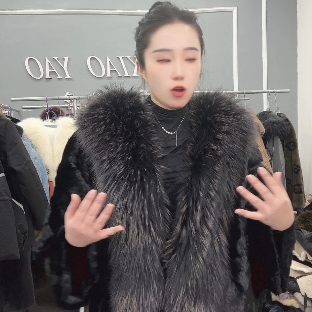 姚小妖家高端皮草