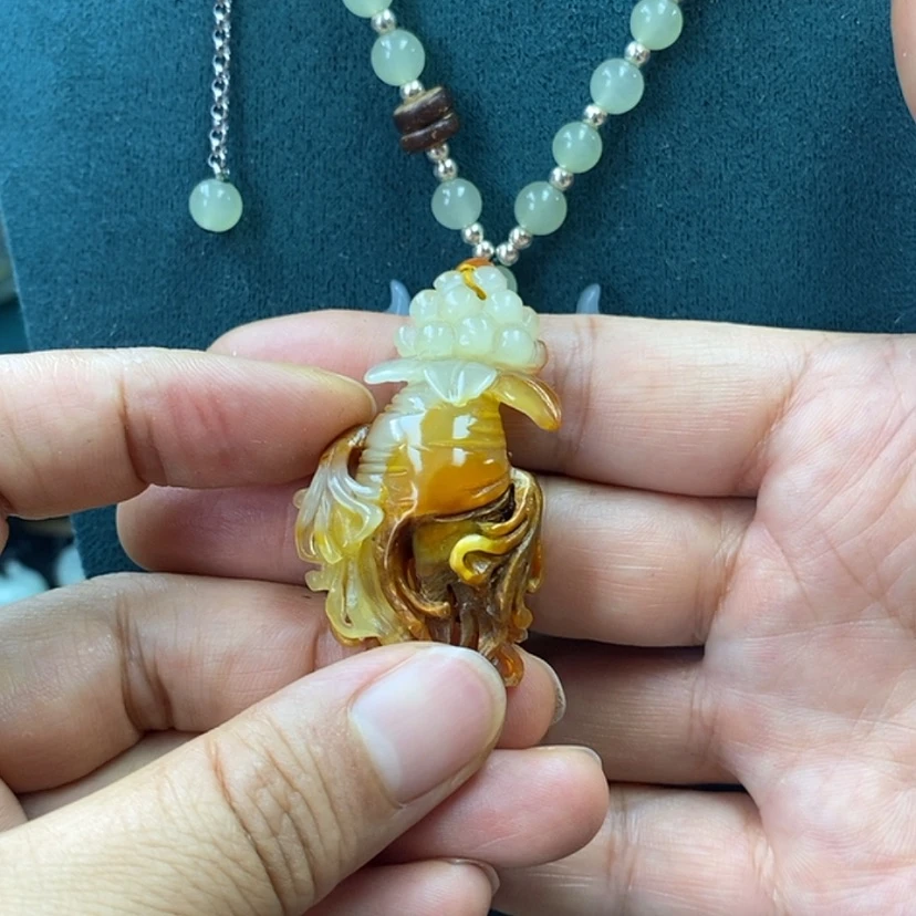 【闪购商品】蛇纹石玉未镶嵌吊坠