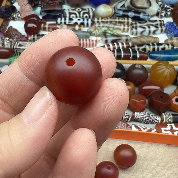 海***玉玛瑙/玉髓未镶嵌颈饰