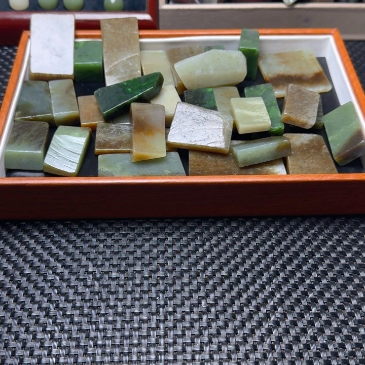 和田玉（糖玉）未镶嵌珠宝半成品