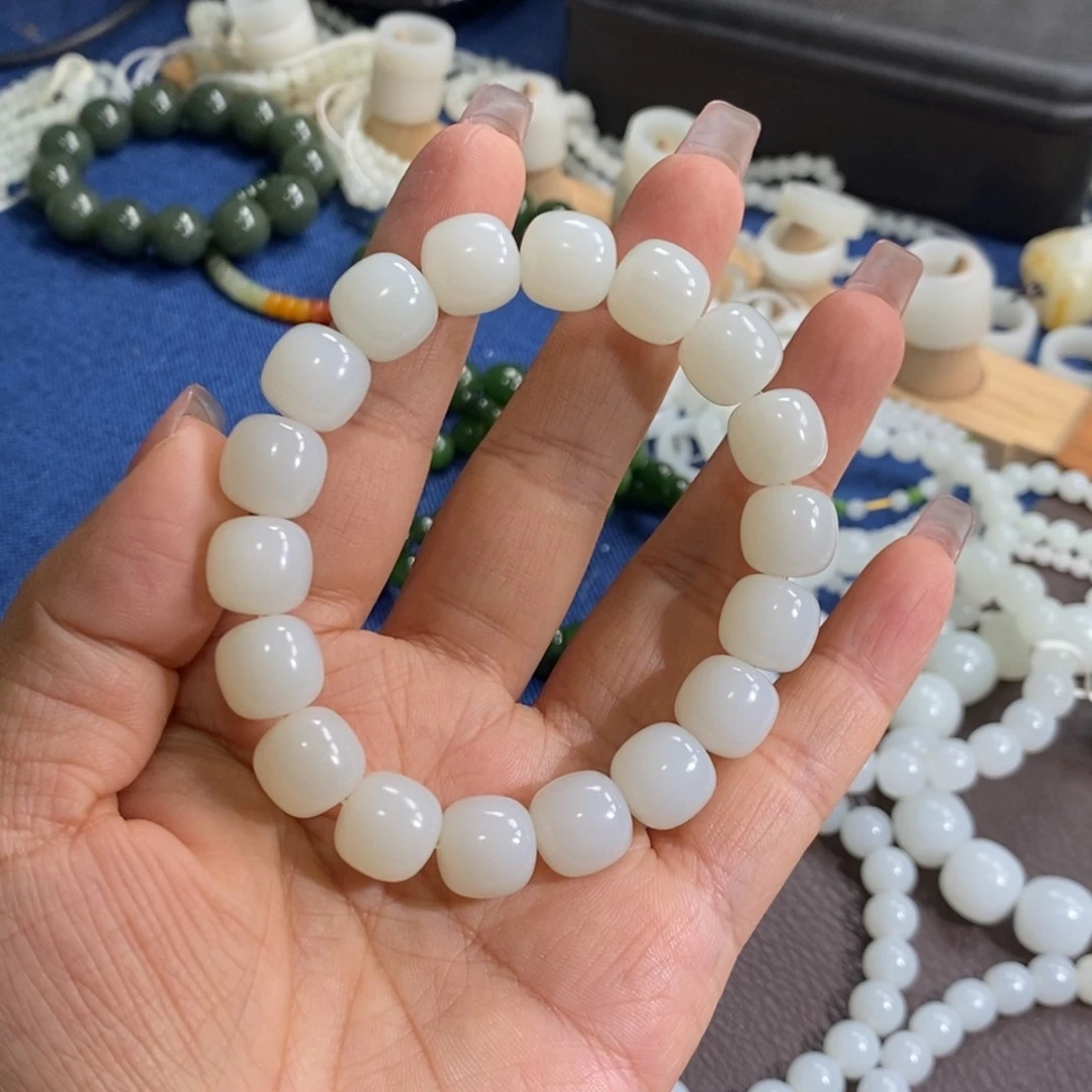 未镶嵌手链和田玉随*