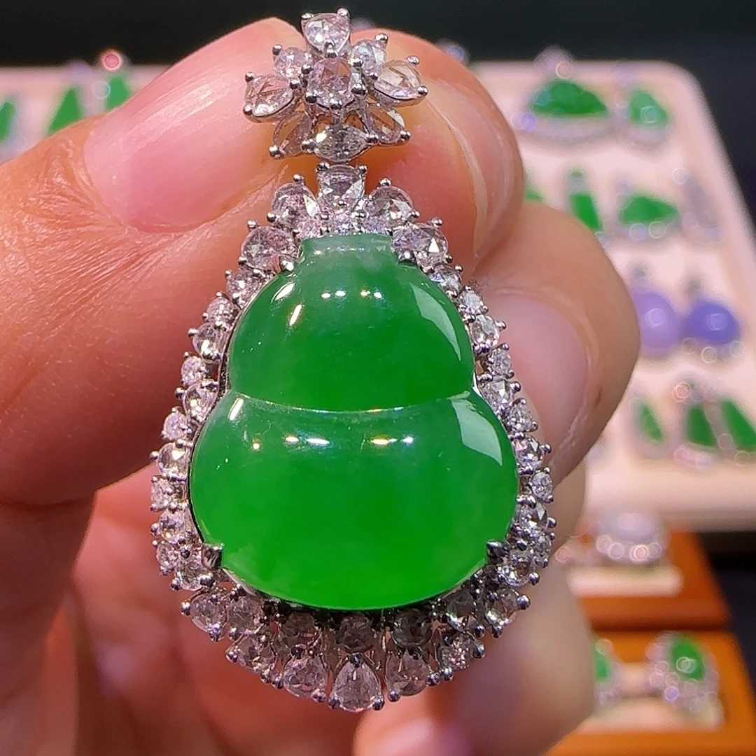 翡翠18K金镶嵌吊坠(不含链)