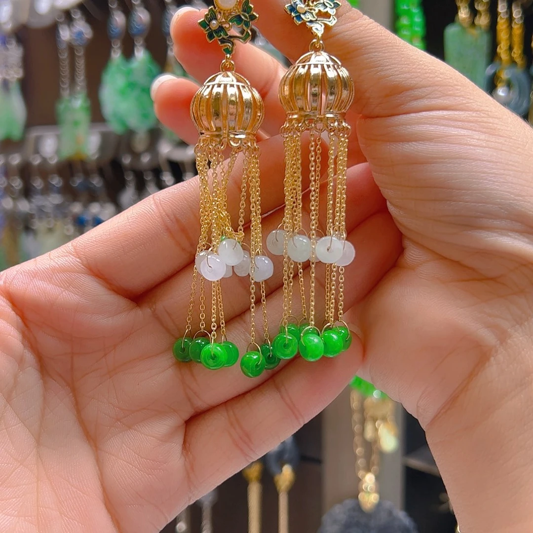 未镶嵌翡翠耳坠翡翠