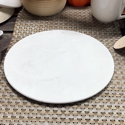 微瑕，不能明火，口径24，2个砂锅垫