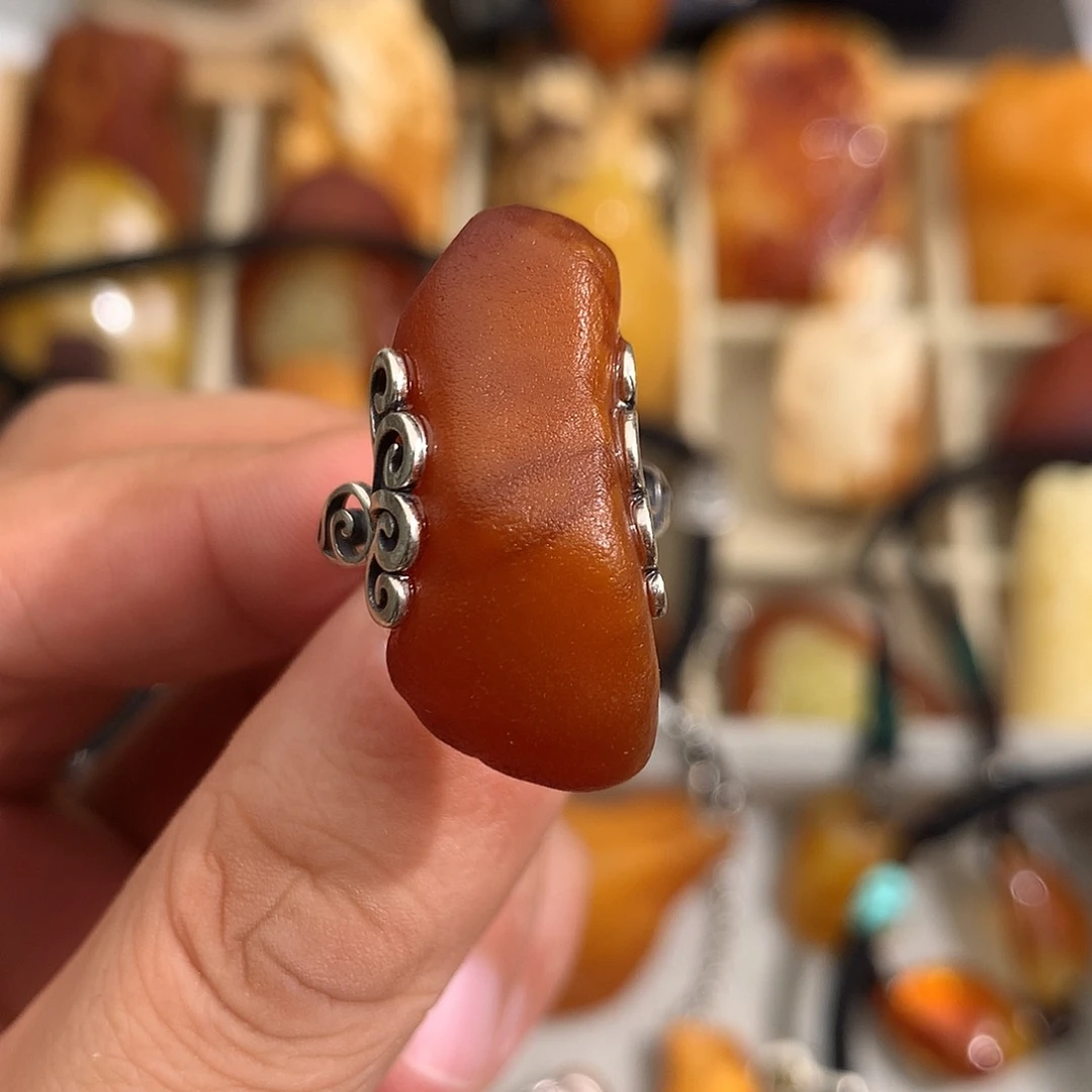 蜜蜡裸石未镶嵌你