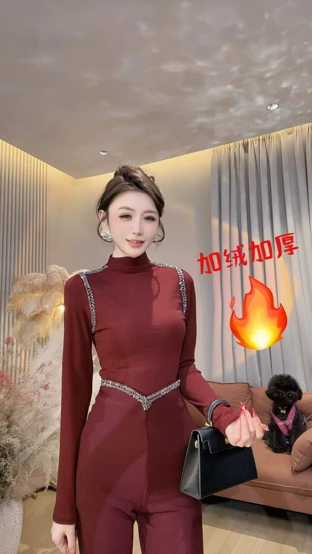 【美美专享】551611秋冬新款半高领钉珠洋气百搭T恤打底衫上衣女