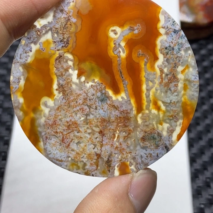 玛瑙/玉髓颈饰未镶嵌郭