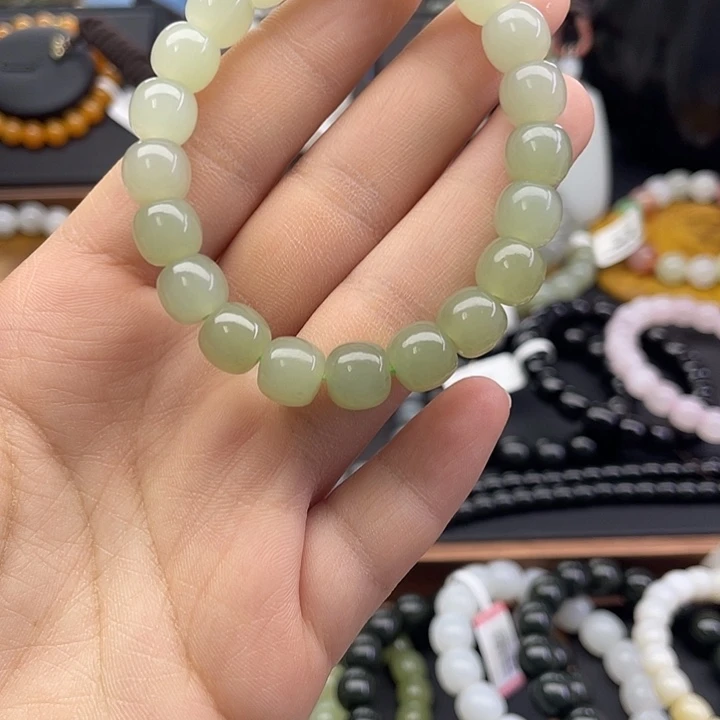 和田玉未镶嵌手串