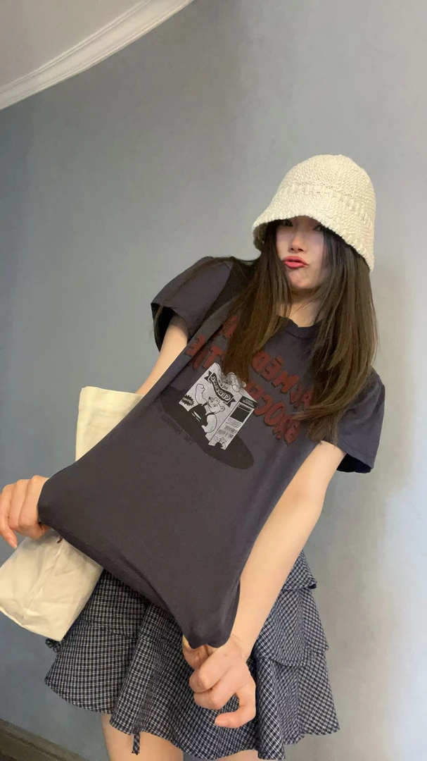 YT推荐 小熊纸盒子字母T恤