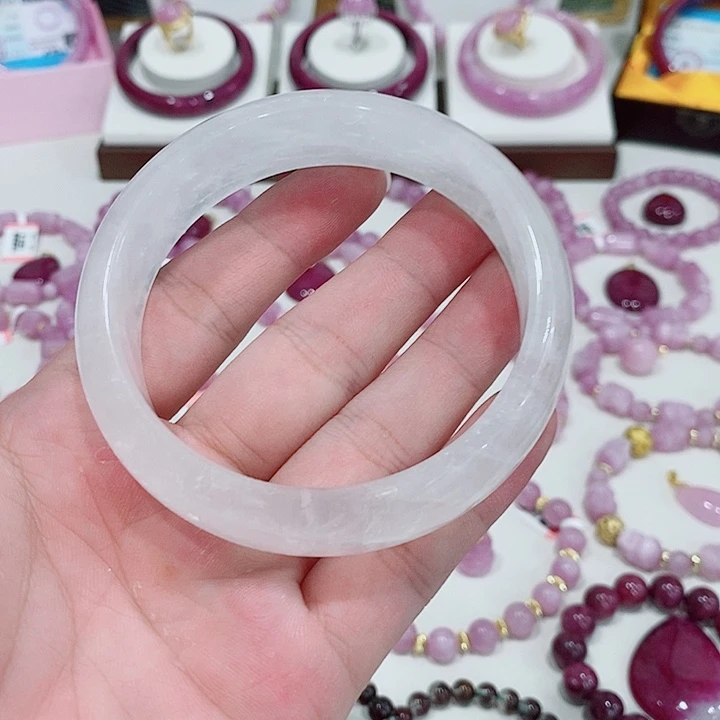 水晶手镯未镶嵌63