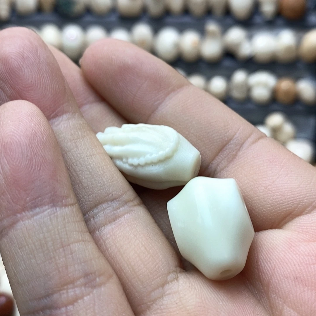 绥***窗吊坠菩提根/象牙果