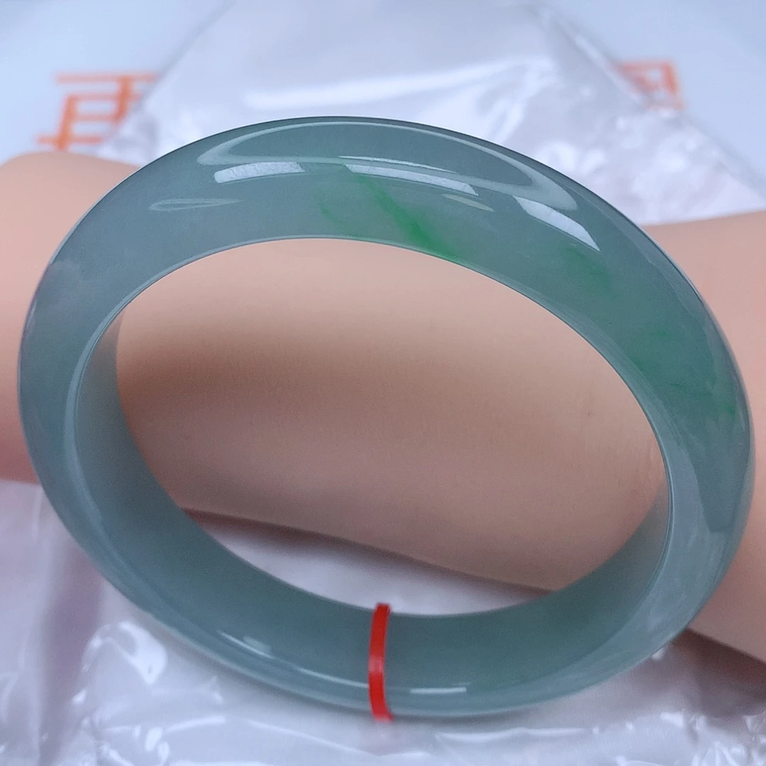 【闪购商品】未镶嵌手镯翡翠，60
