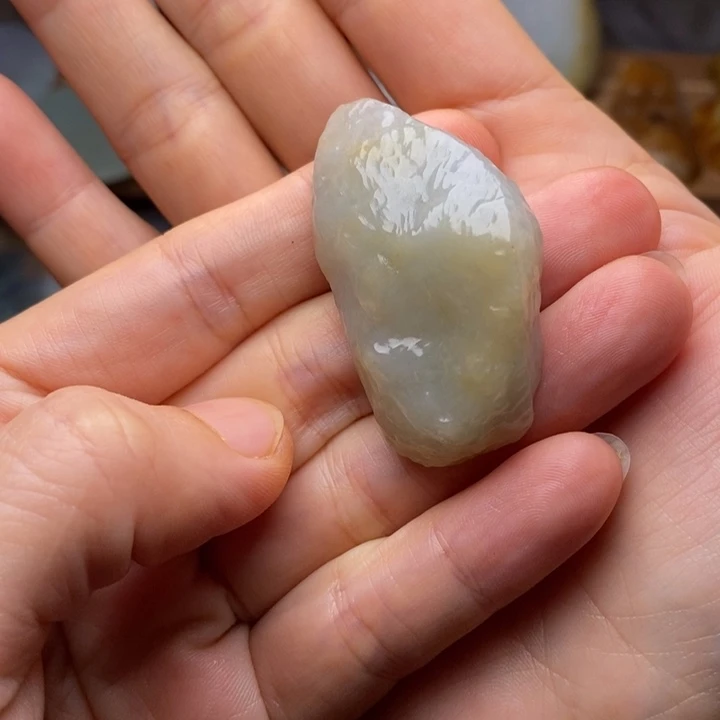 宝***S翡翠未镶嵌颈饰天然