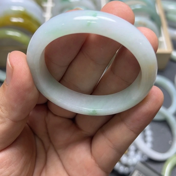 加***特定制翡翠未镶嵌翡翠