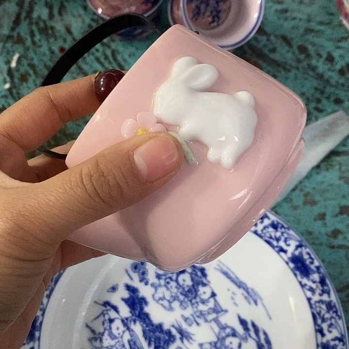 摆件陶红稀土兔子提梁壶