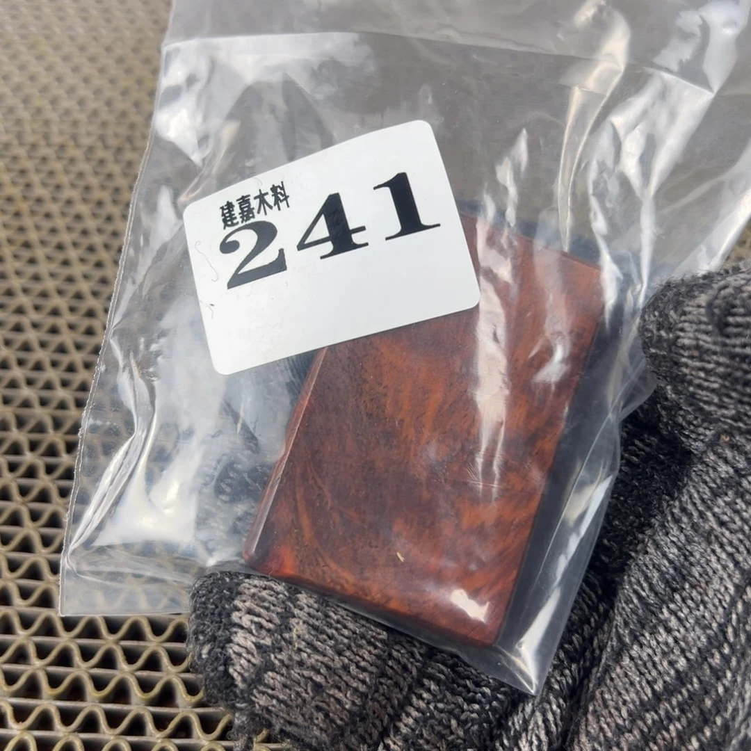 黄***板木木料一物一拍木料