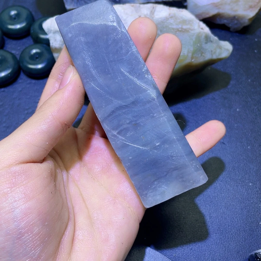 和田玉未镶嵌珠宝半成品