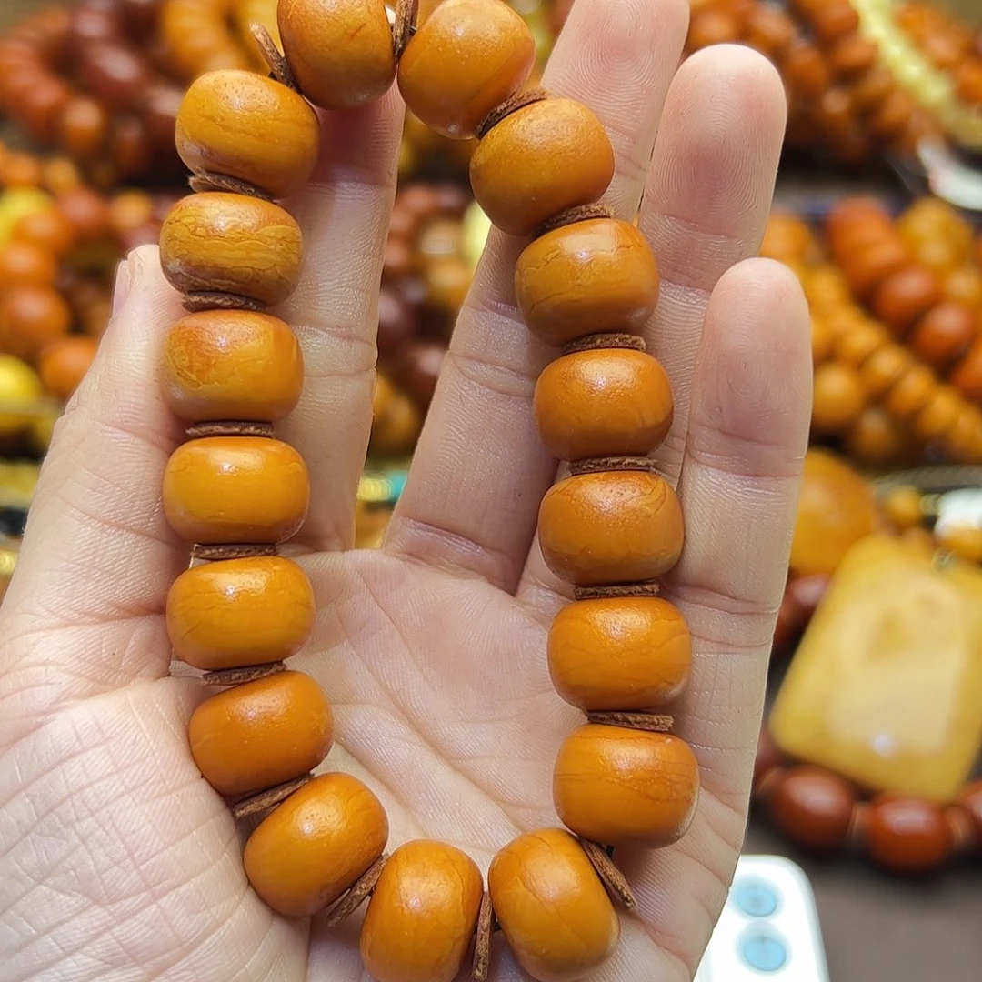 蜜蜡未镶嵌珠宝奇石