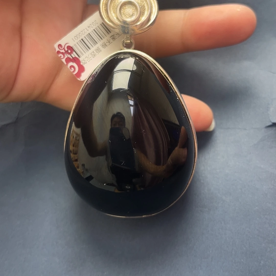 琥珀未镶嵌裸石吊坠