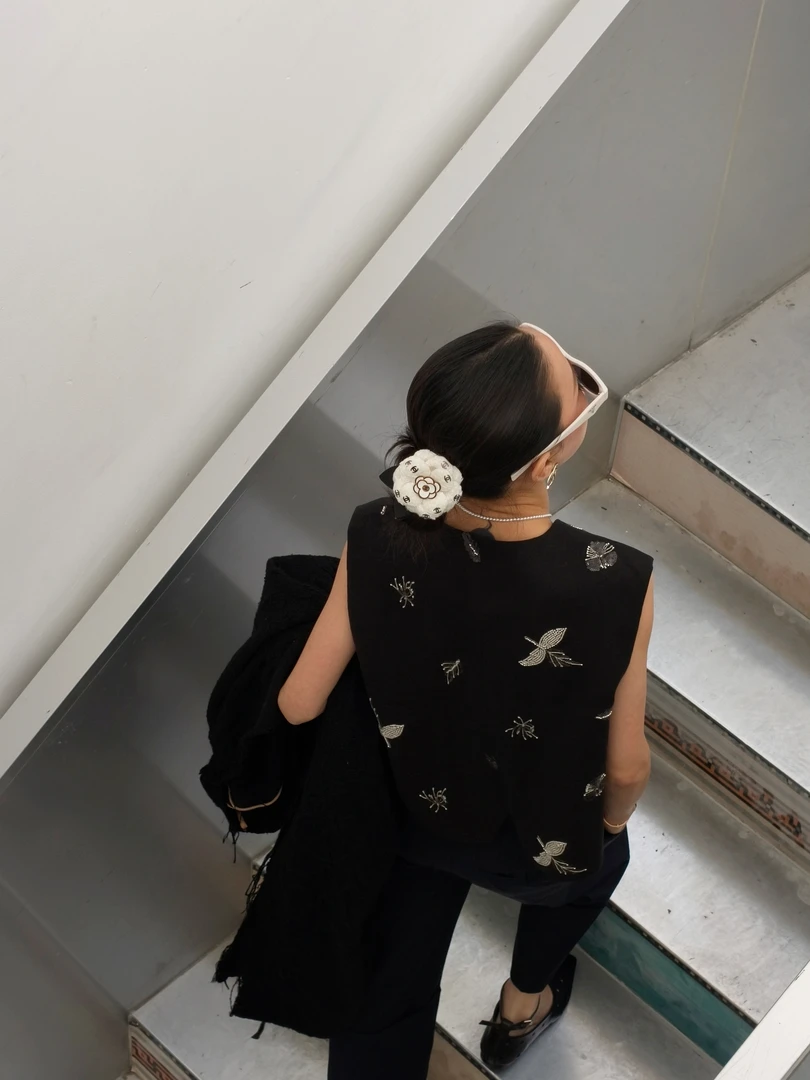 SONG TING ｜设计师品牌高定珠珠百搭无袖短款马甲