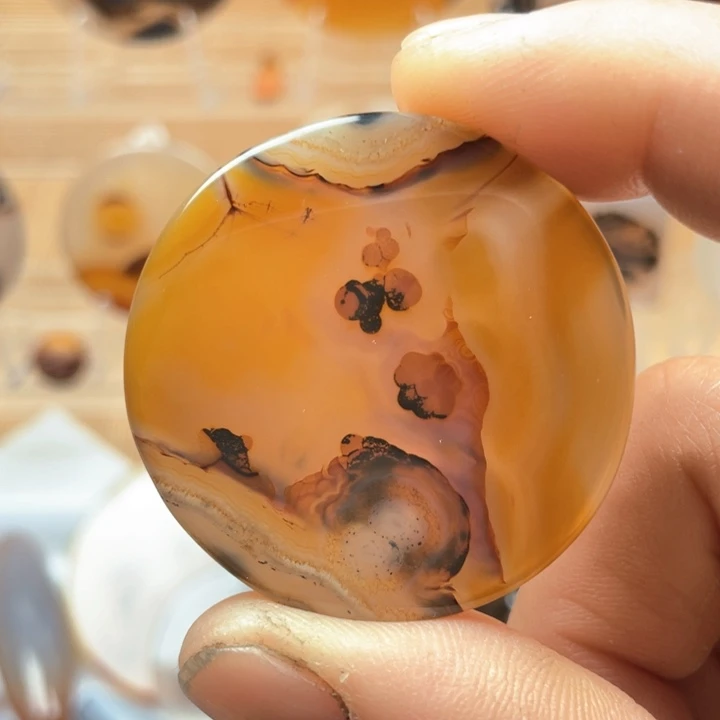 玛瑙/玉髓吊坠未镶嵌