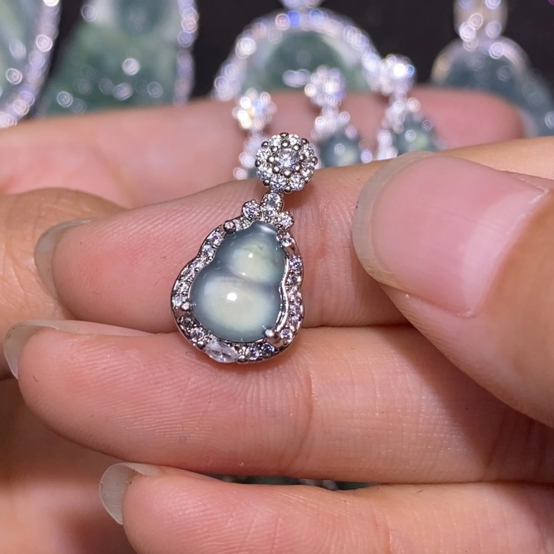 翡翠未镶嵌颈饰天然