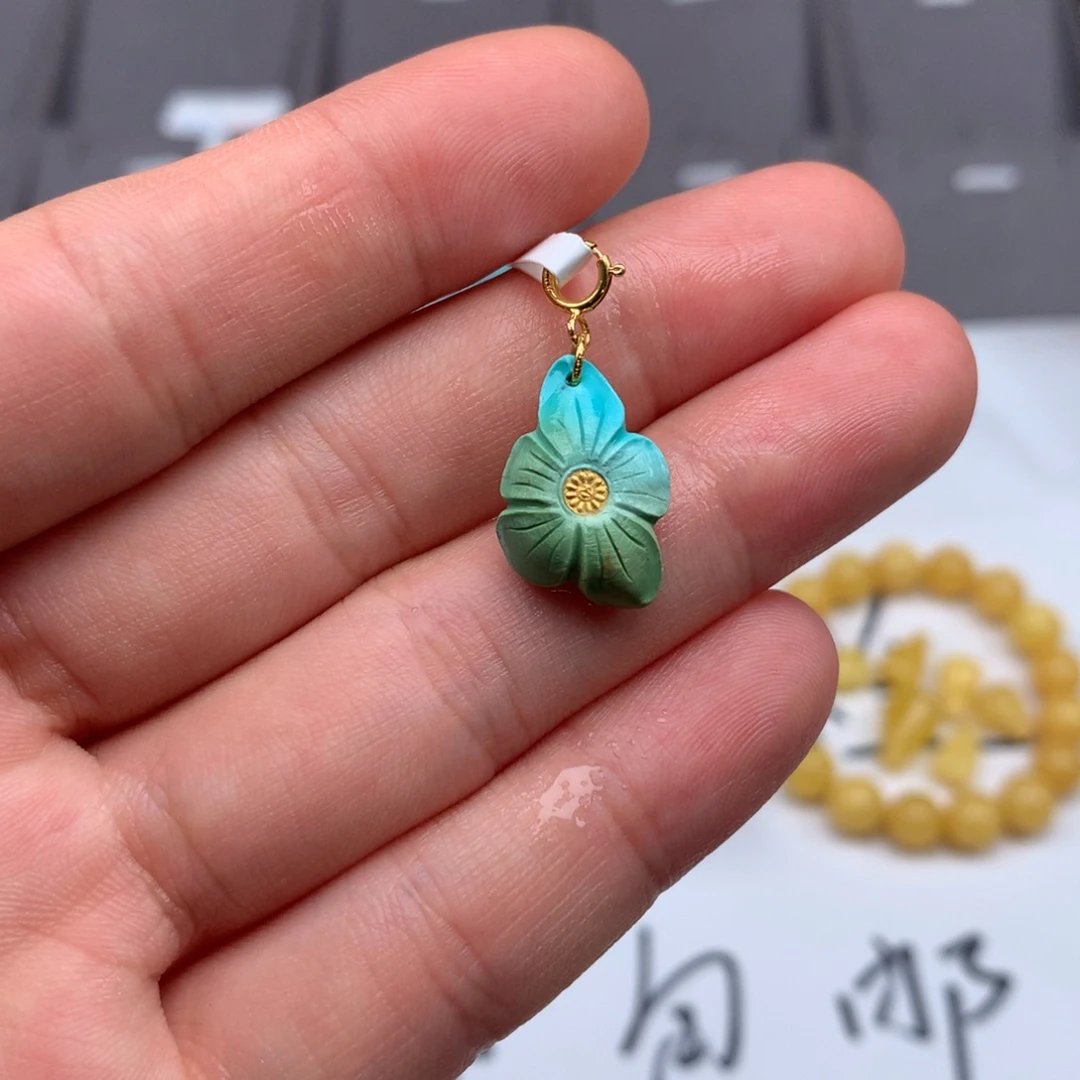 18K金镶嵌绿松石绿松石