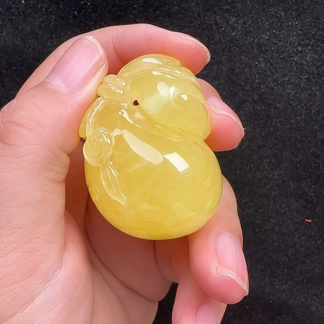 蜜蜡未镶嵌珠宝奇石