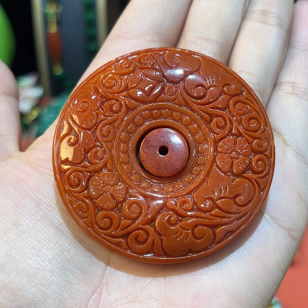 萌***。吊坠(赠链)未镶嵌翡翠平安扣