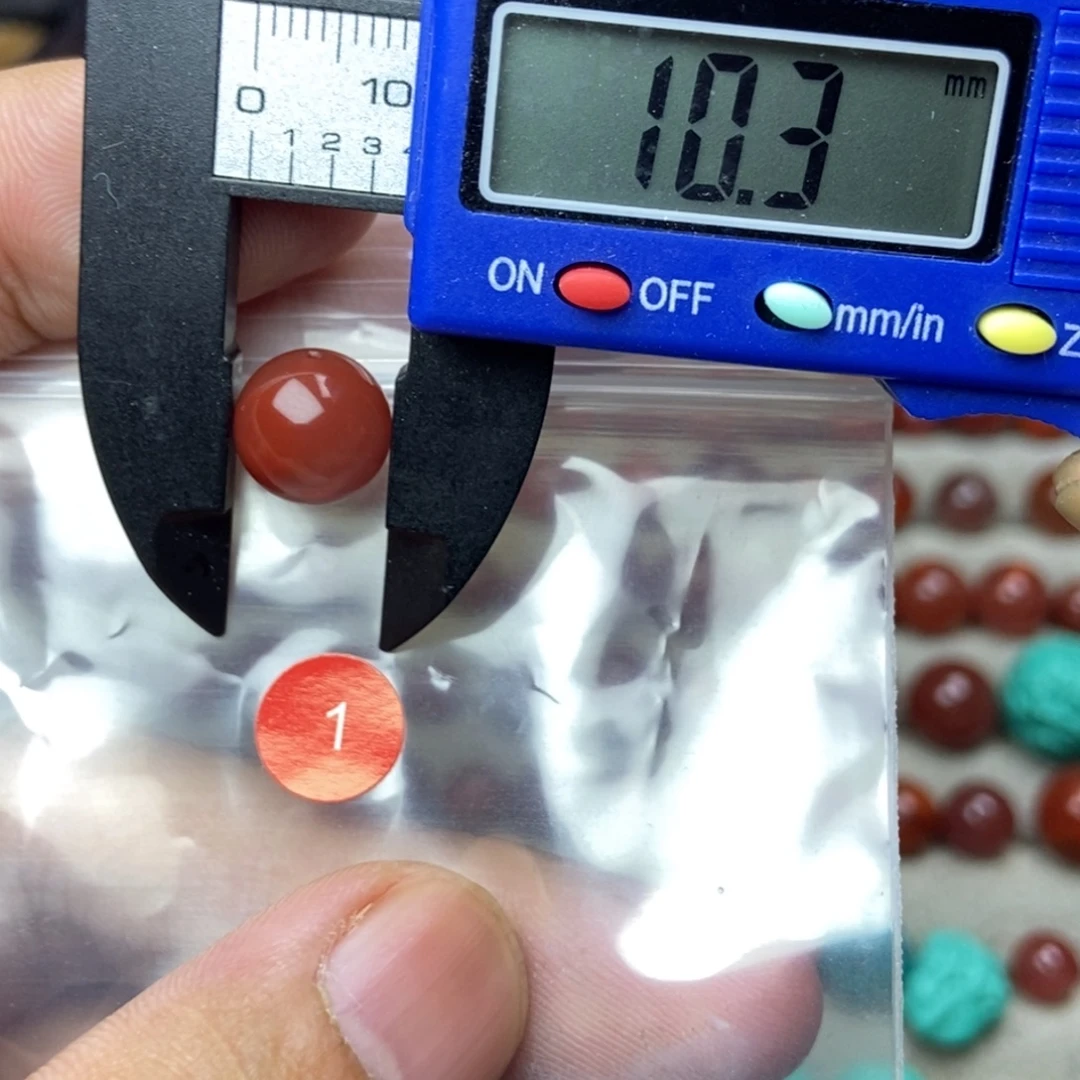 南红玛瑙未镶嵌南红玛瑙有瑕疵