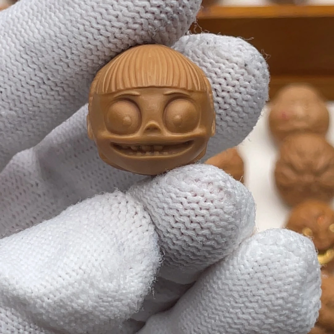 文玩核桃吊坠羊*习猴头核桃雕刻